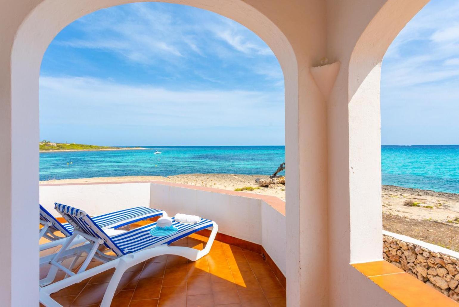 Villa Voramar Waterfront *