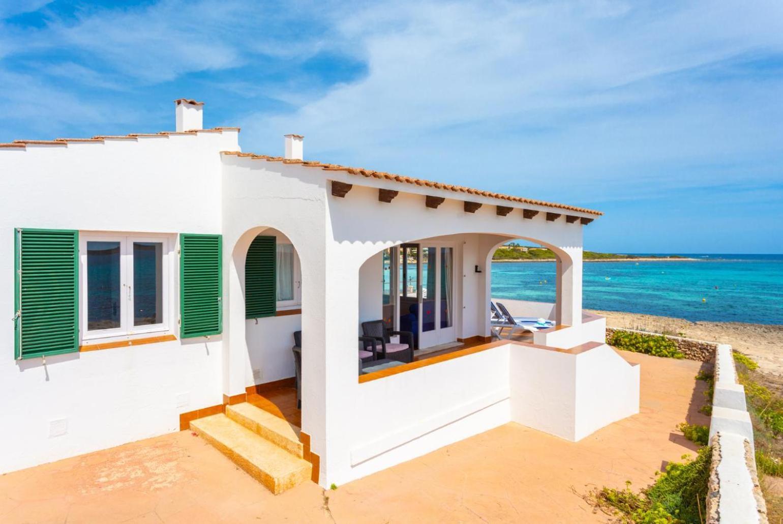 Villa Voramar Waterfront Sant Lluís