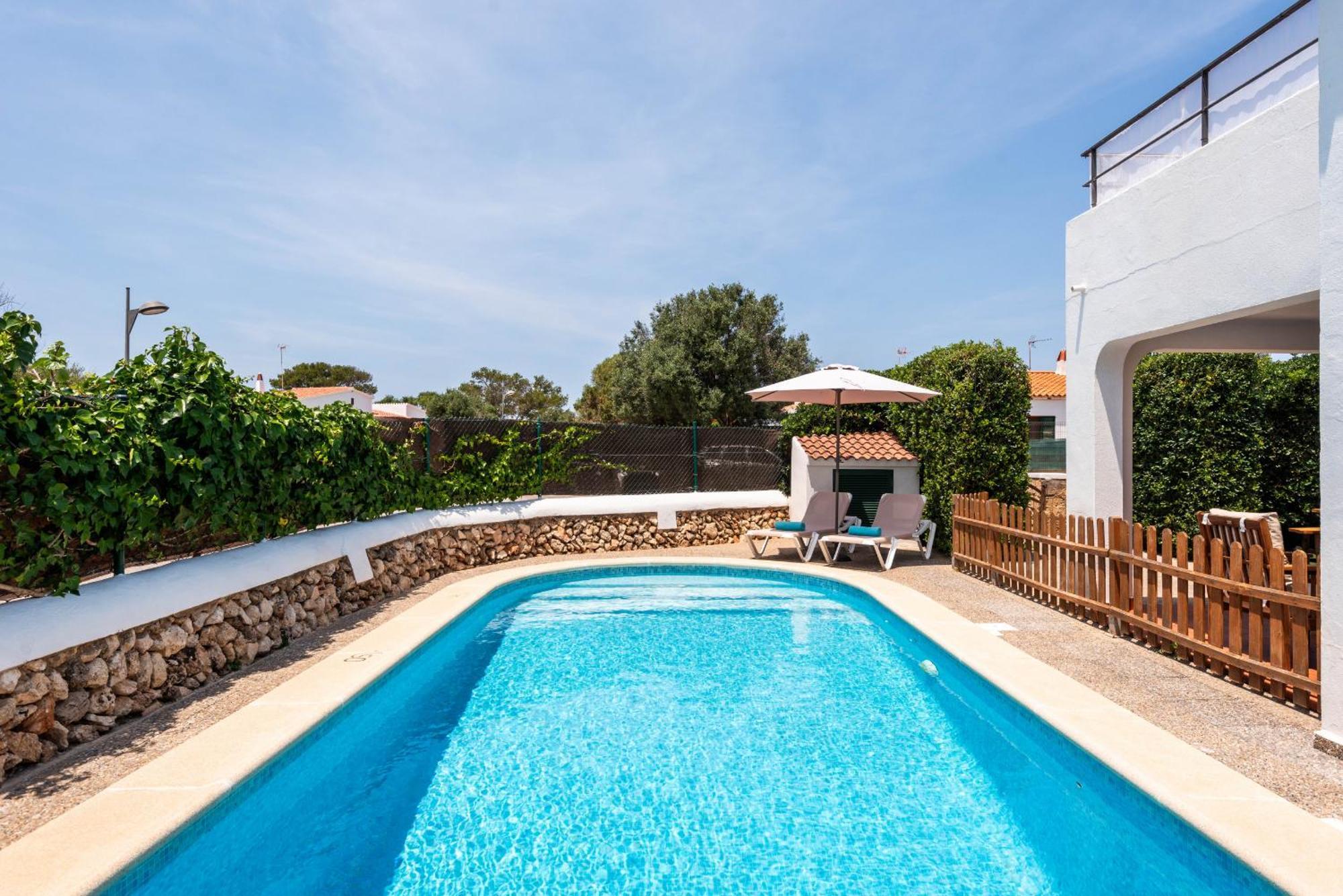 Calan Brut 51 * Cala'N Blanes (Menorca)