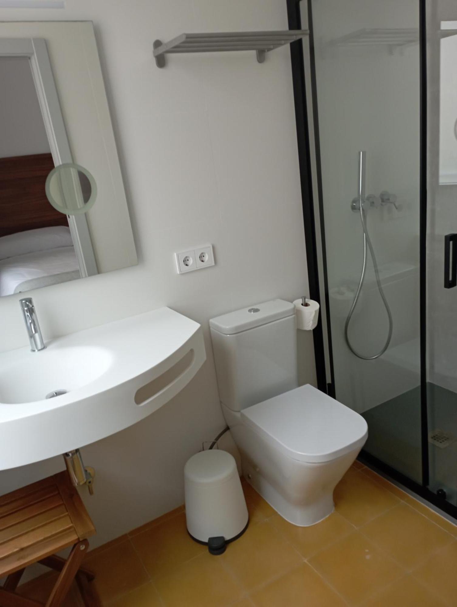 Romandre Hotel 3*