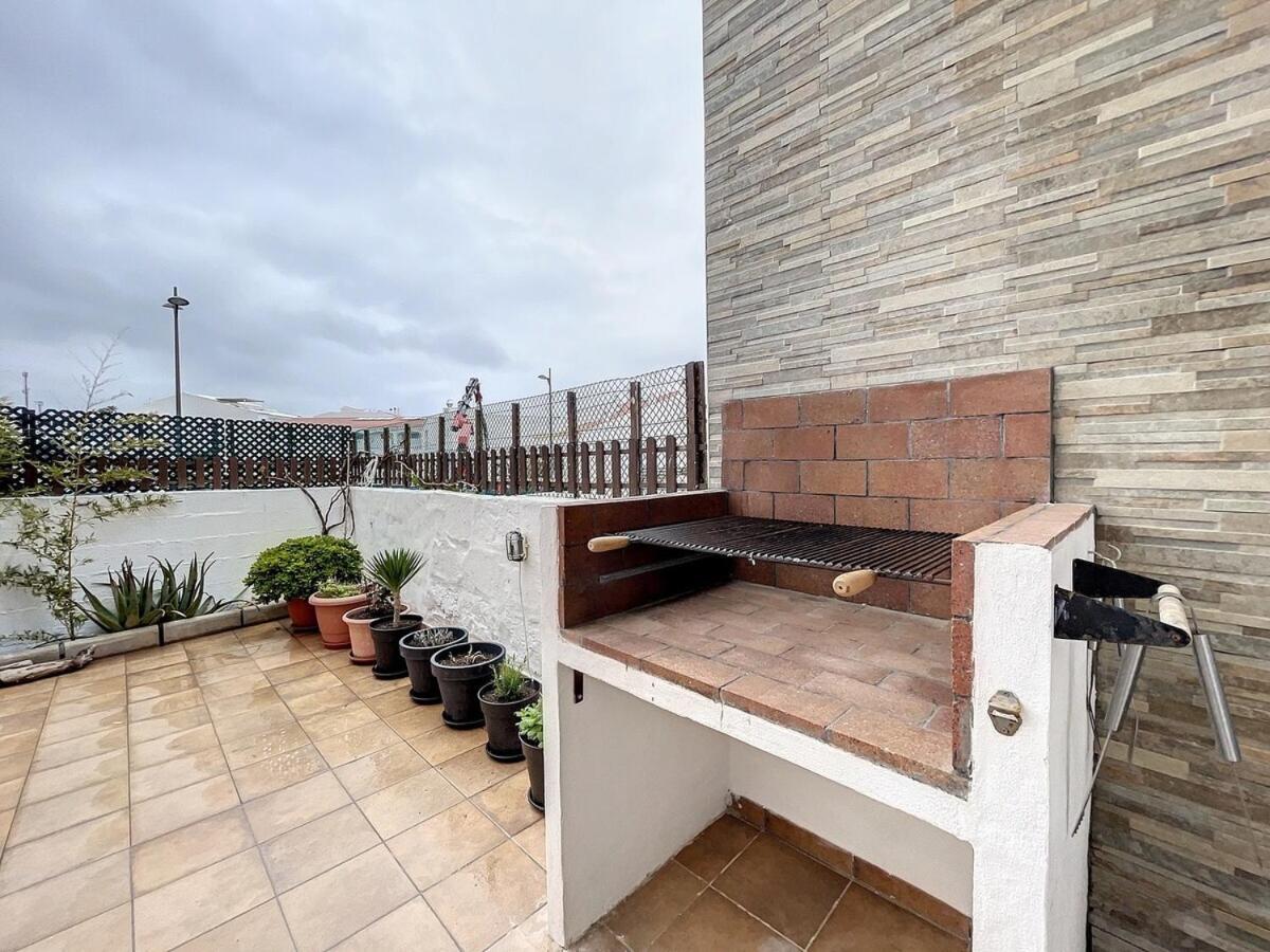 F96 Ubicado En El Corazón De Fornells Apartamento