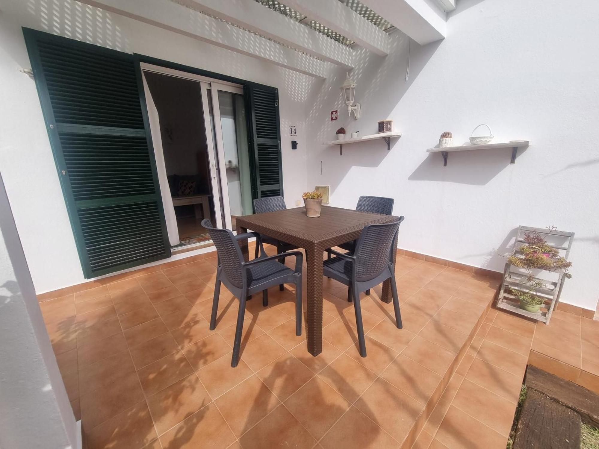 Fantastico Apartamento Con Jardin Privado Y Piscina Para 4 Personas En Cap D'artrutx En Ciutadella De Menorca *