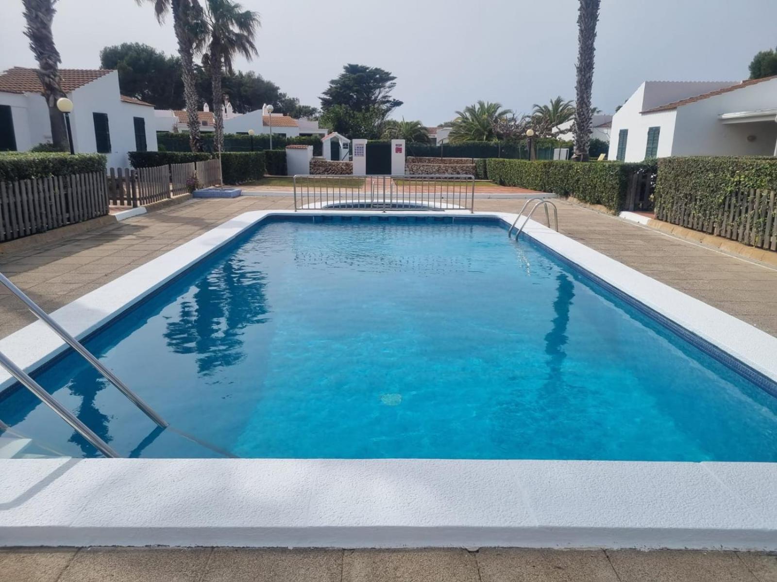Fantastico Apartamento Con Jardin Privado Y Piscina Para 4 Personas En Cap D'artrutx En Ciutadella De Menorca * Cala'N Bosch (Menorca)
