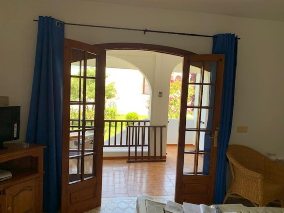Primera Linea De Playa Son Bou Apartamento *