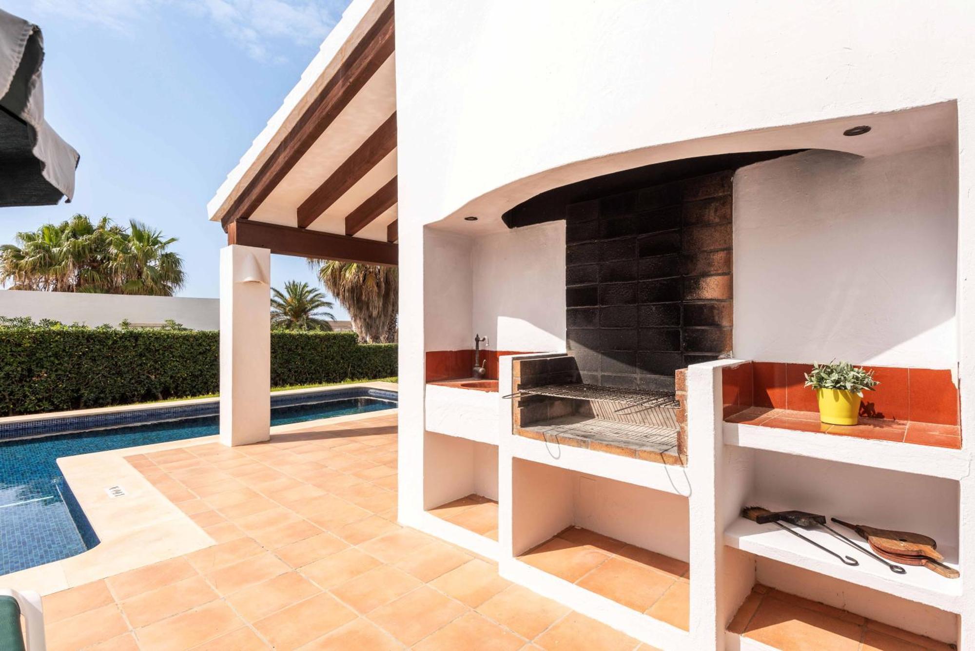Villa Binixop *