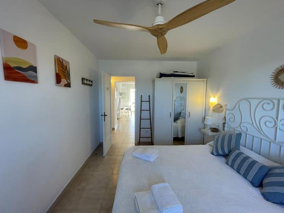 Algaiarens Apto Con Piscina Y Junto A La Playa *