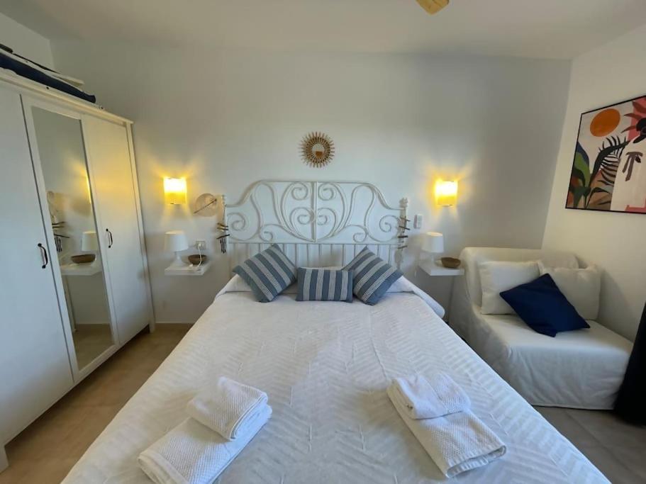 Algaiarens Apto Con Piscina Y Junto A La Playa * Cala'N Blanes (Menorca)