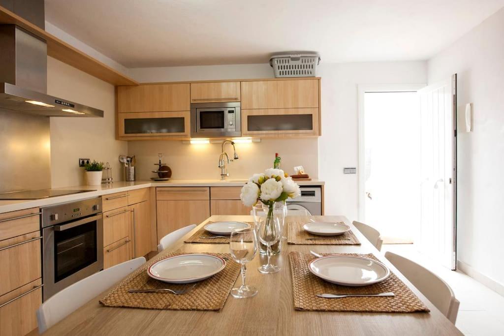 Casa En Primera Linea En Vell Apartamento *