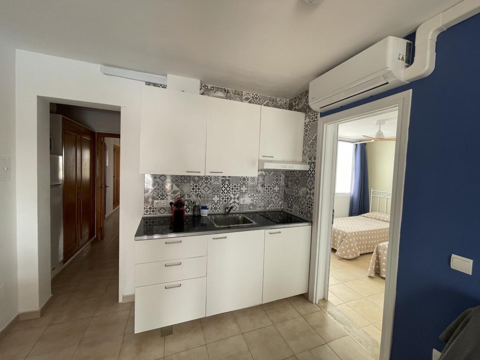 Apartment Mitjaneta Con Piscina
