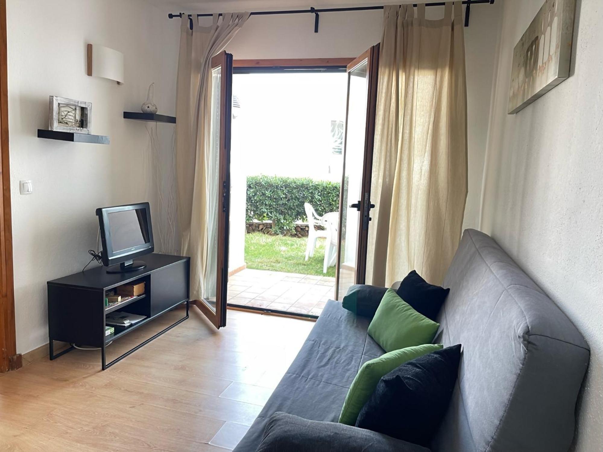 Mestral Apto En Planta Baja Con Piscina Apartamento