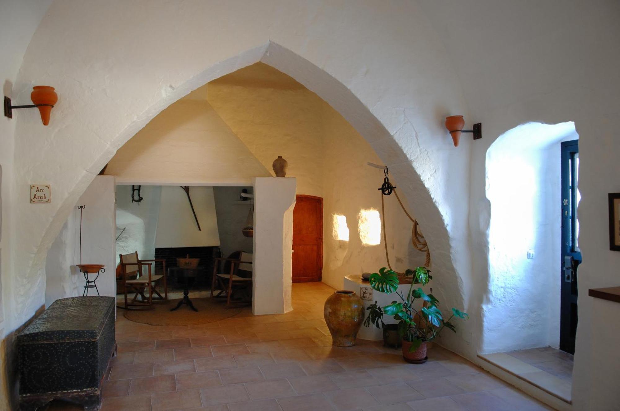 Hotel Alcaufar Vell Rural & Restaurant Sant Lluis