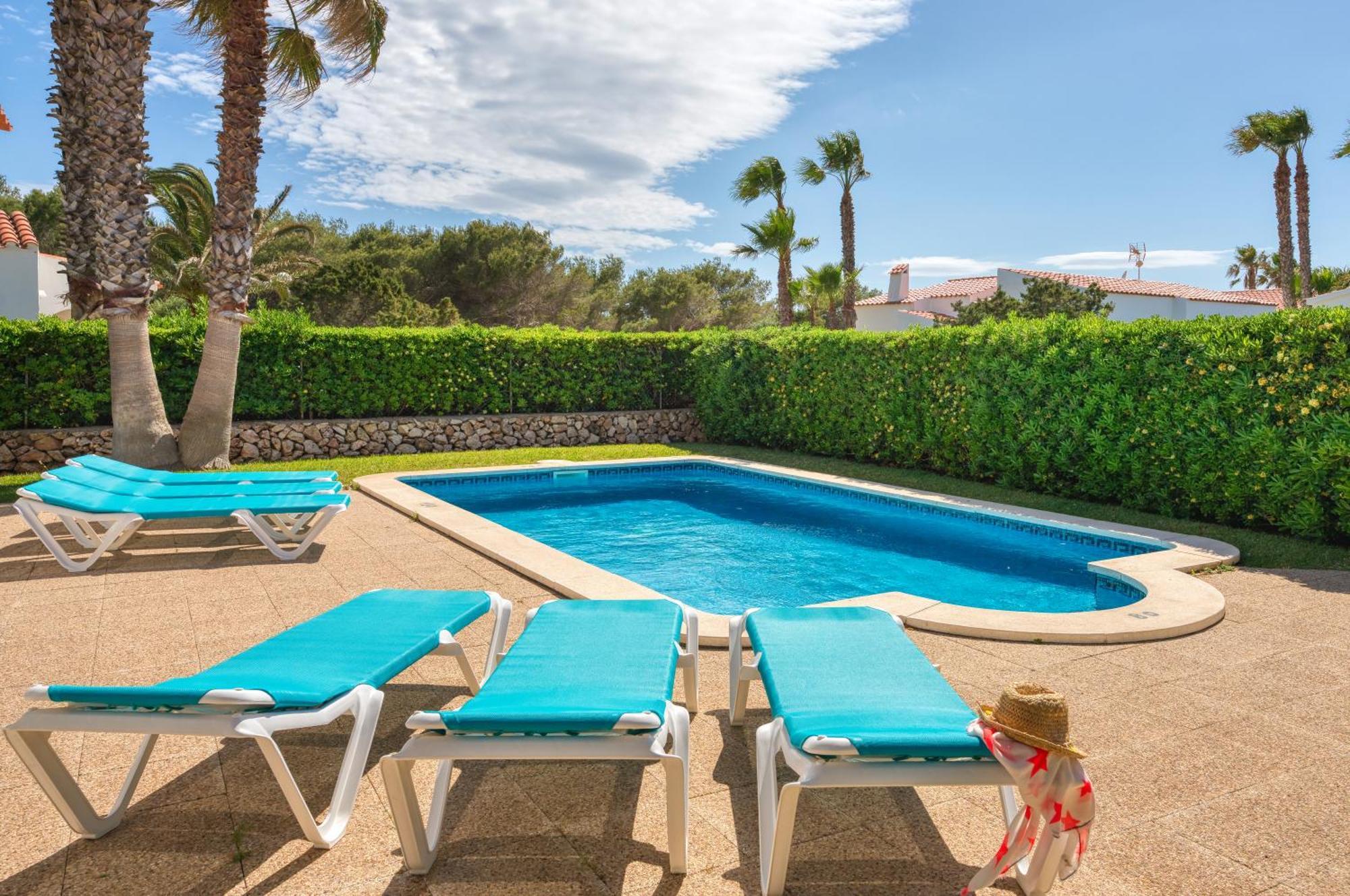 Jordi Bonita Con Piscina En Menorca *