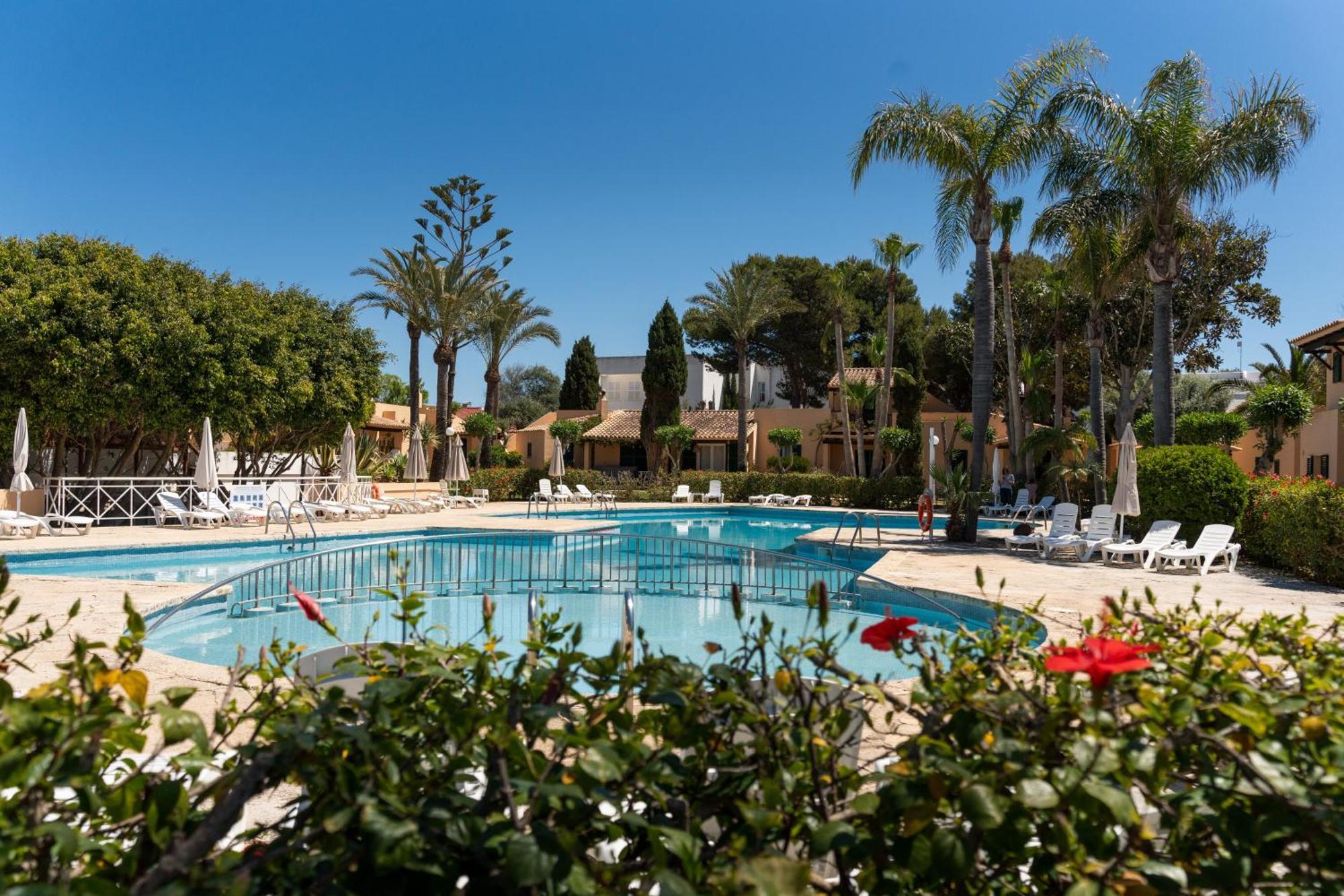 Enjoy - Oasis Con Piscina Y A Metros Del Mar