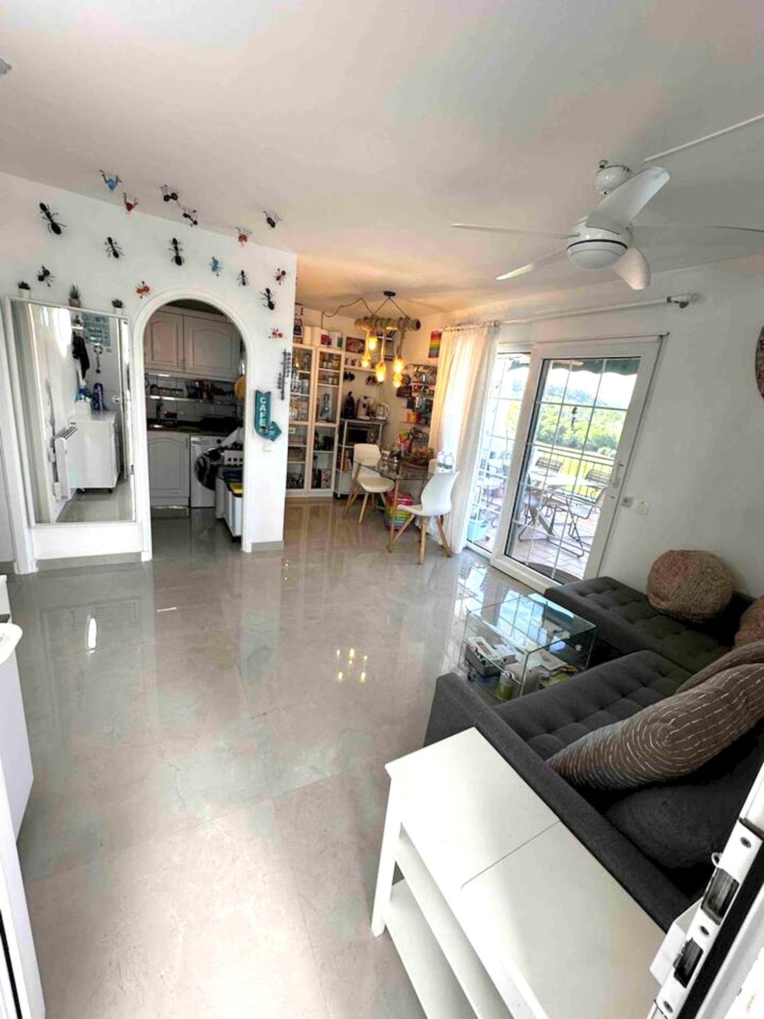 Apartamento Spacious Near With Shared Pool *