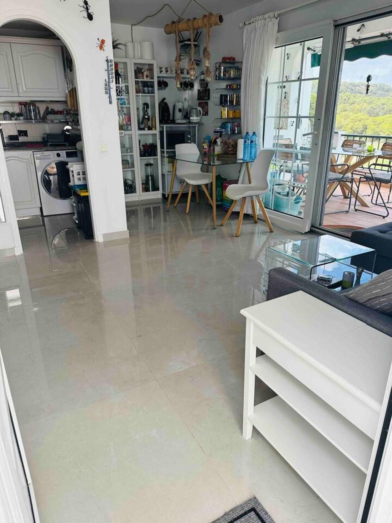 Apartamento Spacious Near With Shared Pool *