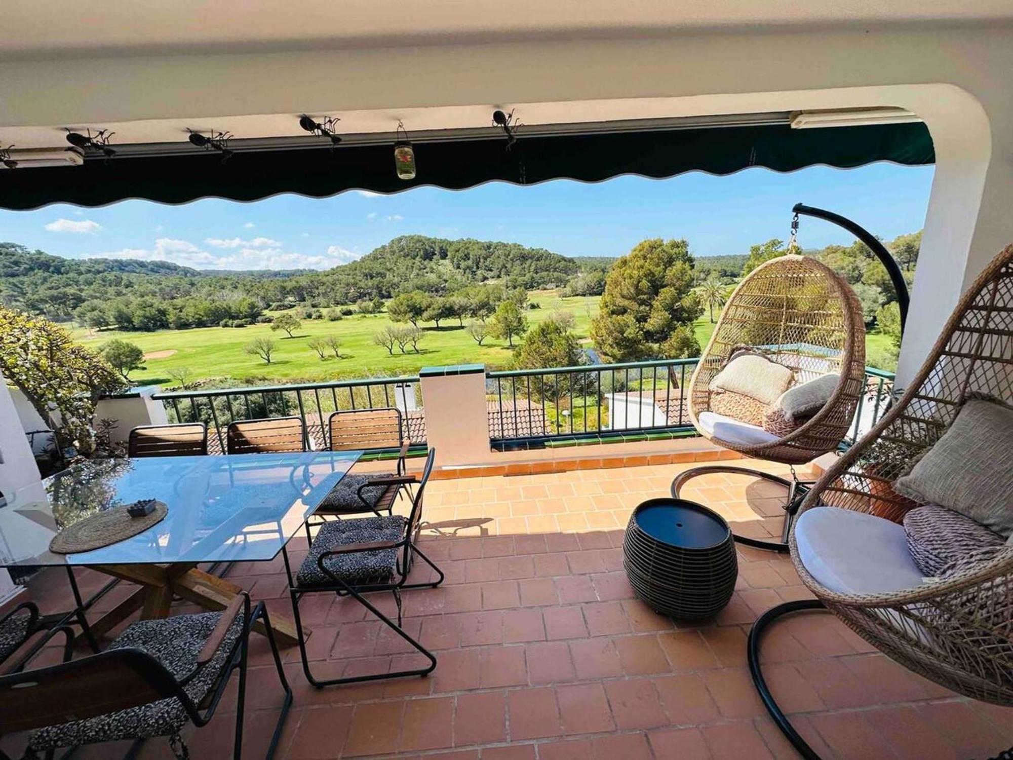 Apartamento Spacious Near With Shared Pool Son Parc