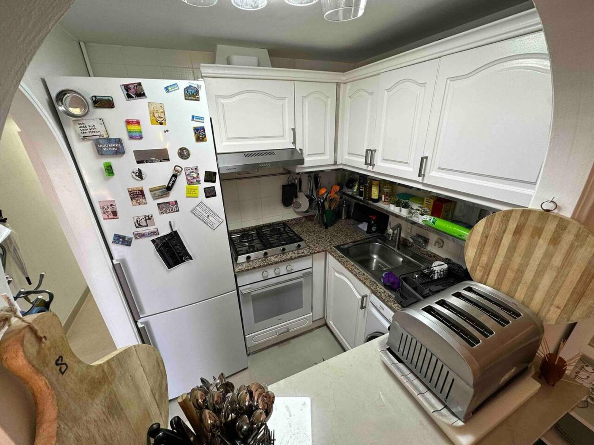 Spacious Near With Shared Pool * Son Parc