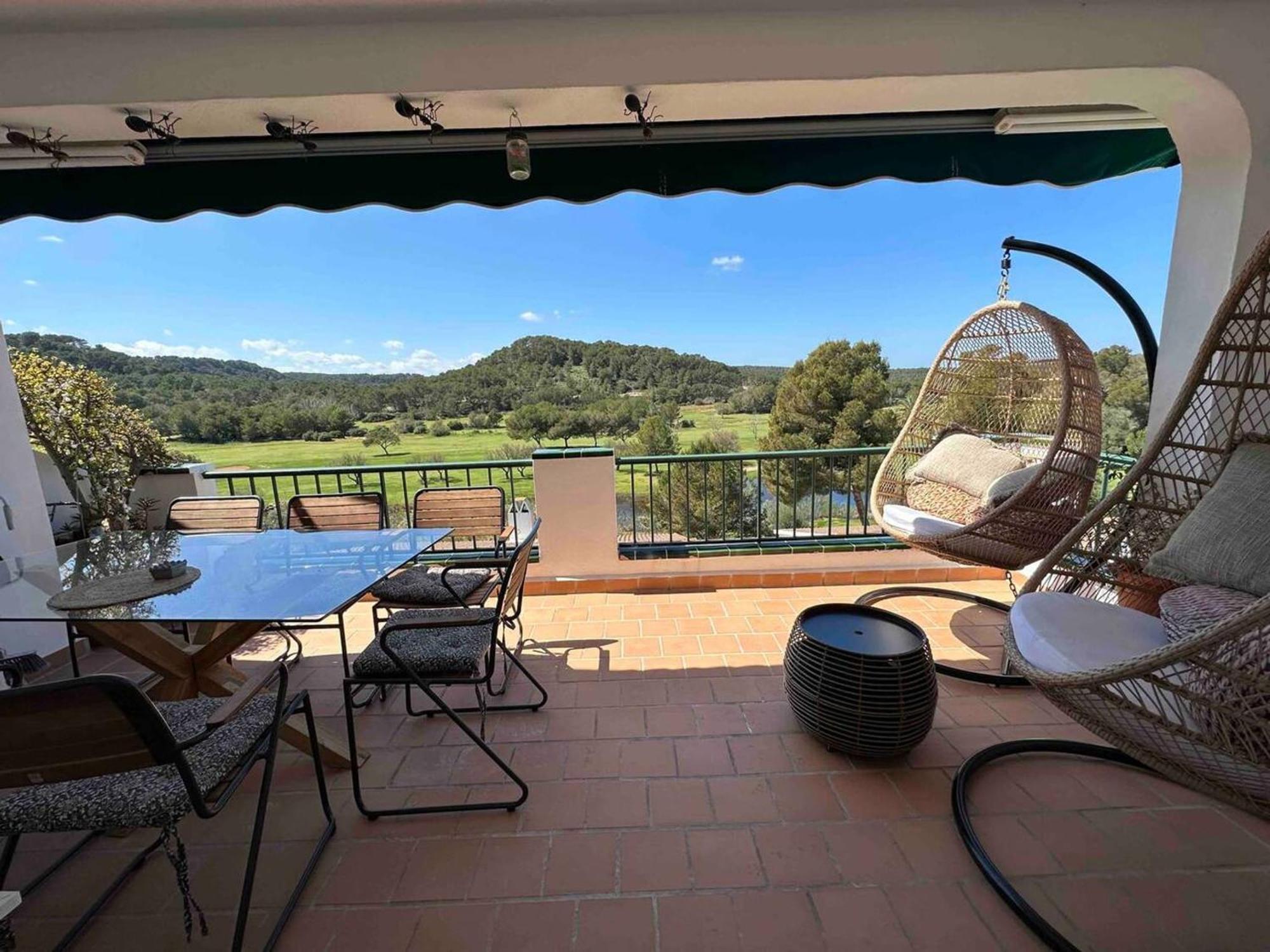 Apartamento Spacious Near With Shared Pool