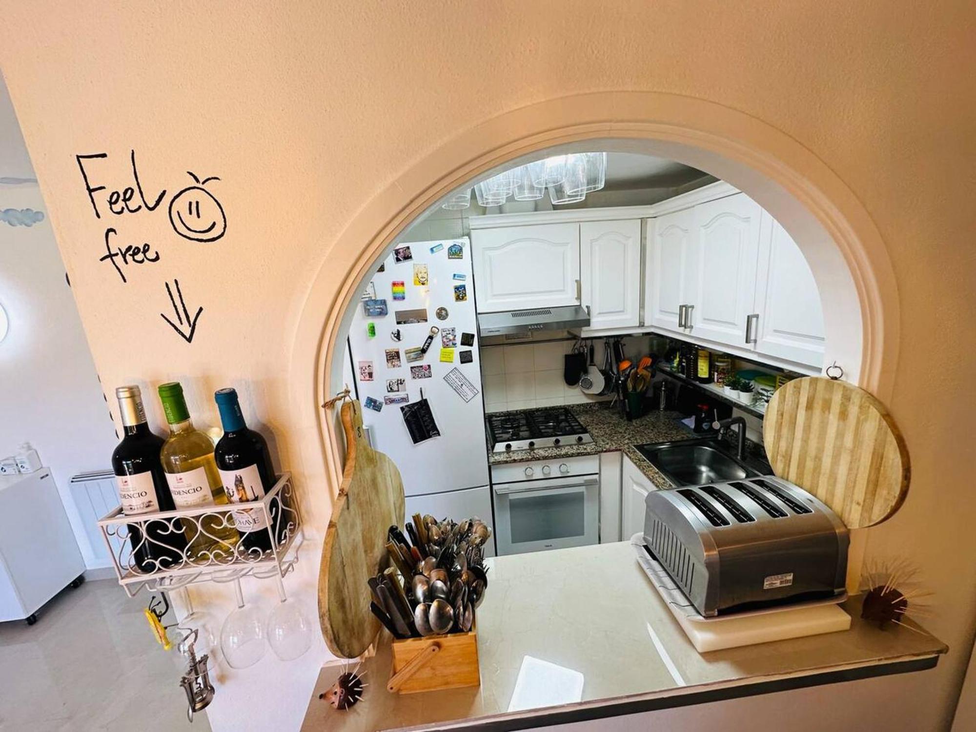 Spacious Near With Shared Pool Apartamento *
