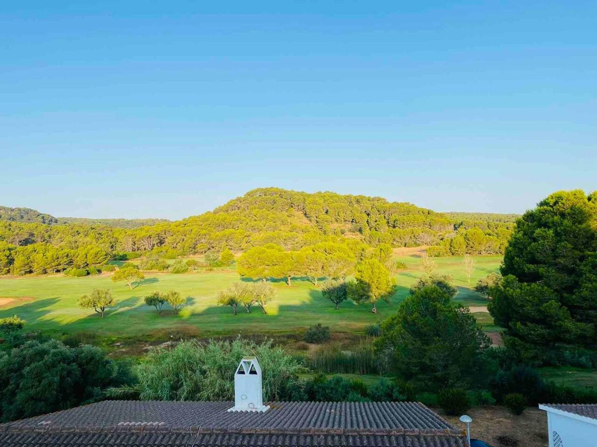 Apartamento Spacious Near With Shared Pool *