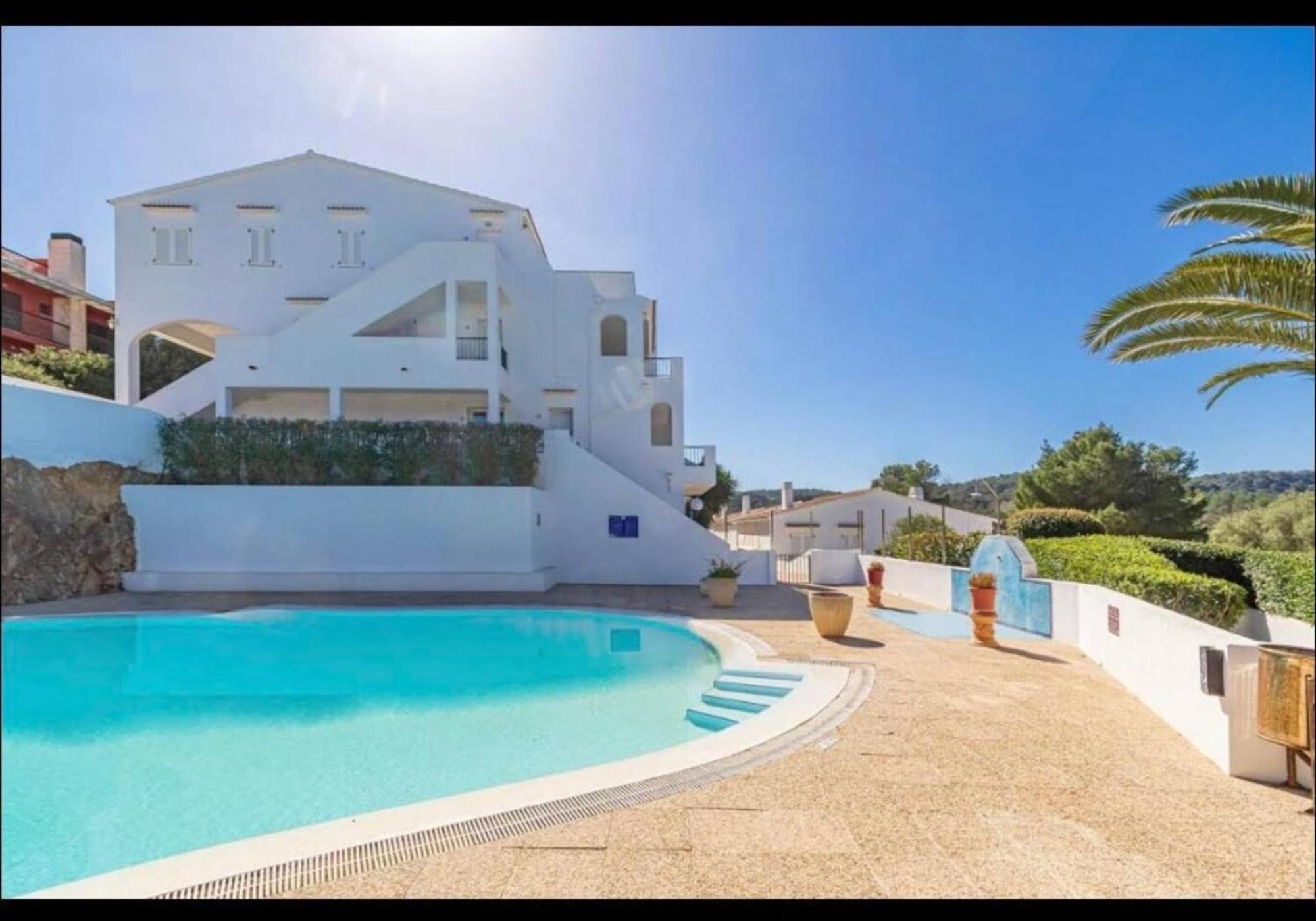 Spacious Near With Shared Pool *