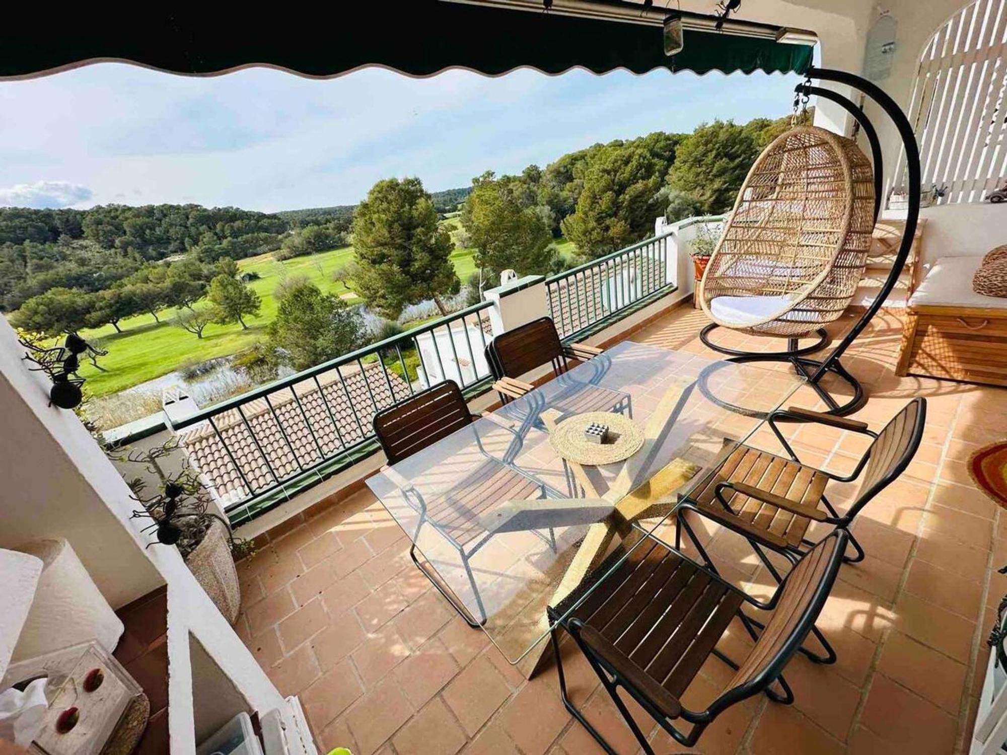Apartamento Spacious Near With Shared Pool