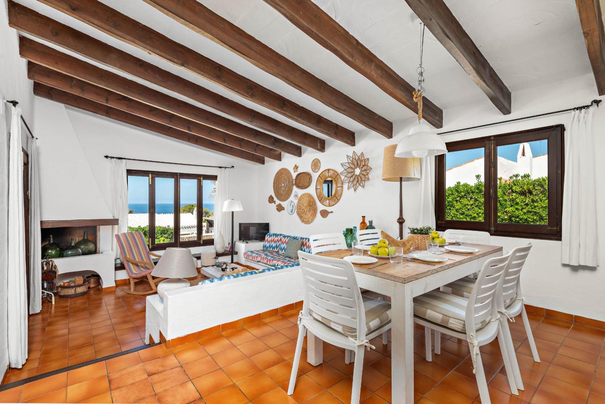 Bini Luna - Vell Villa