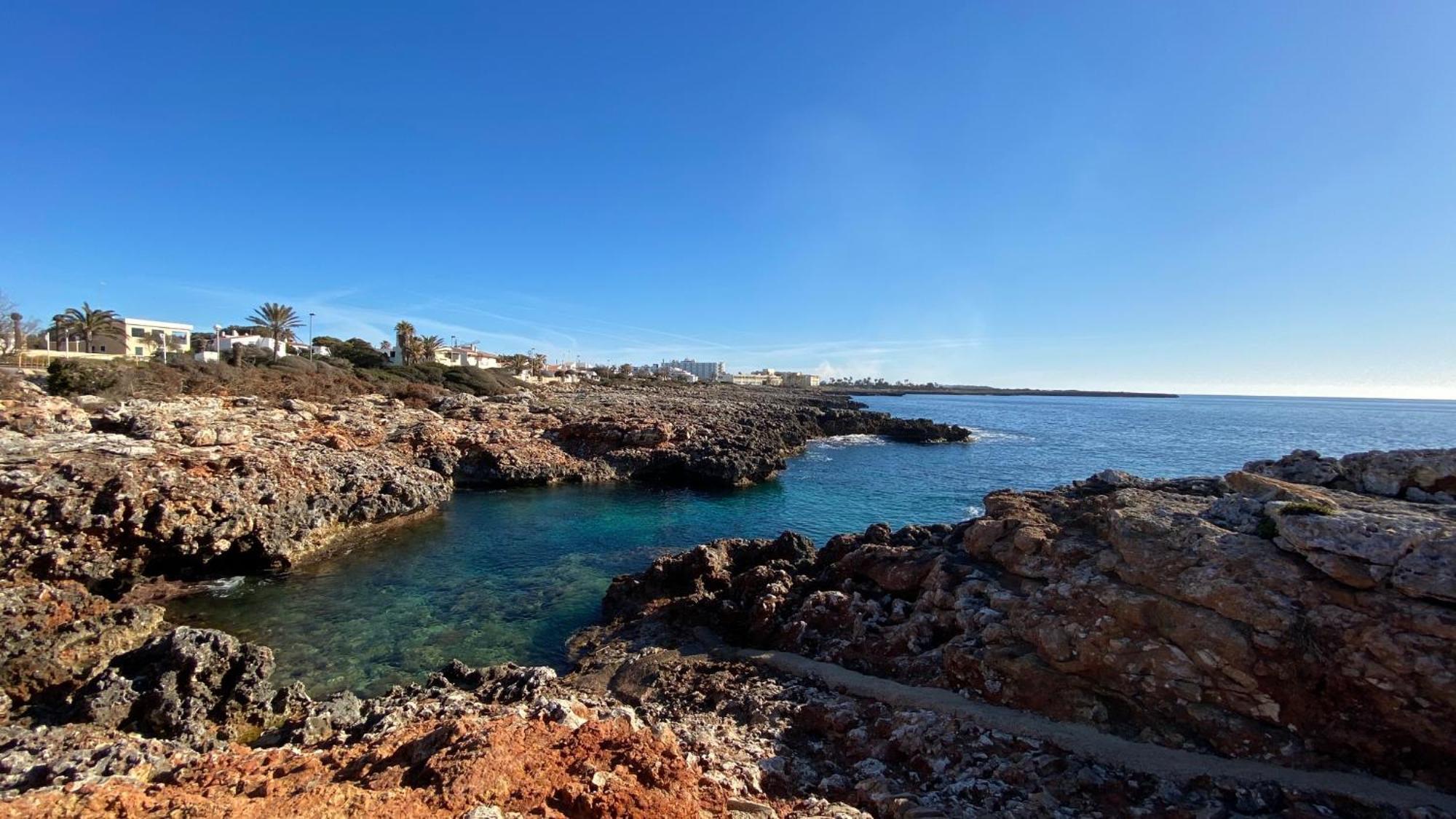 Luxury Oceanfront In An Idyllic Location No1
