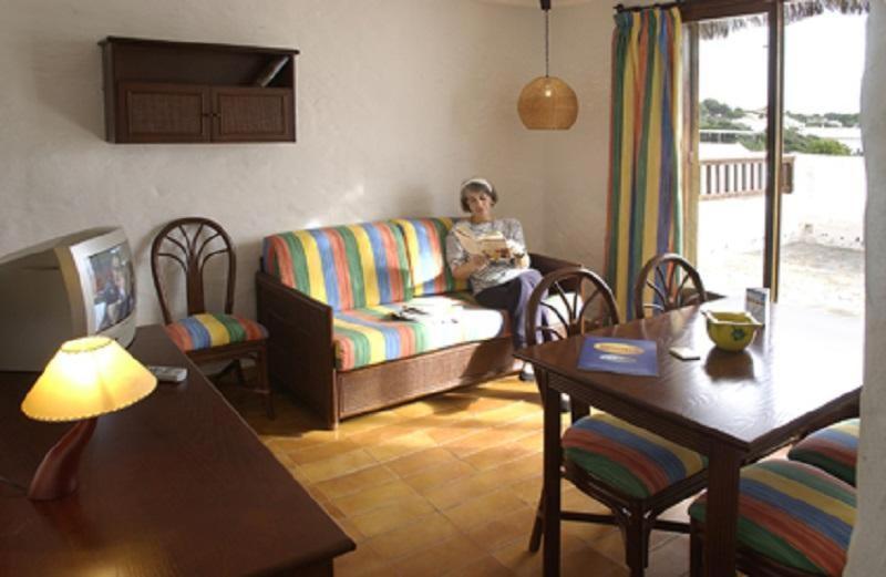 Hlg Binivell Park Apartamento *