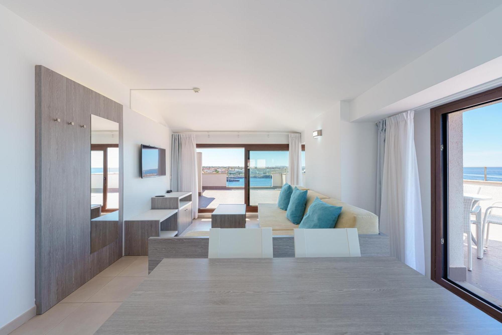 Apartahotel Ferrer Skyline 4*
