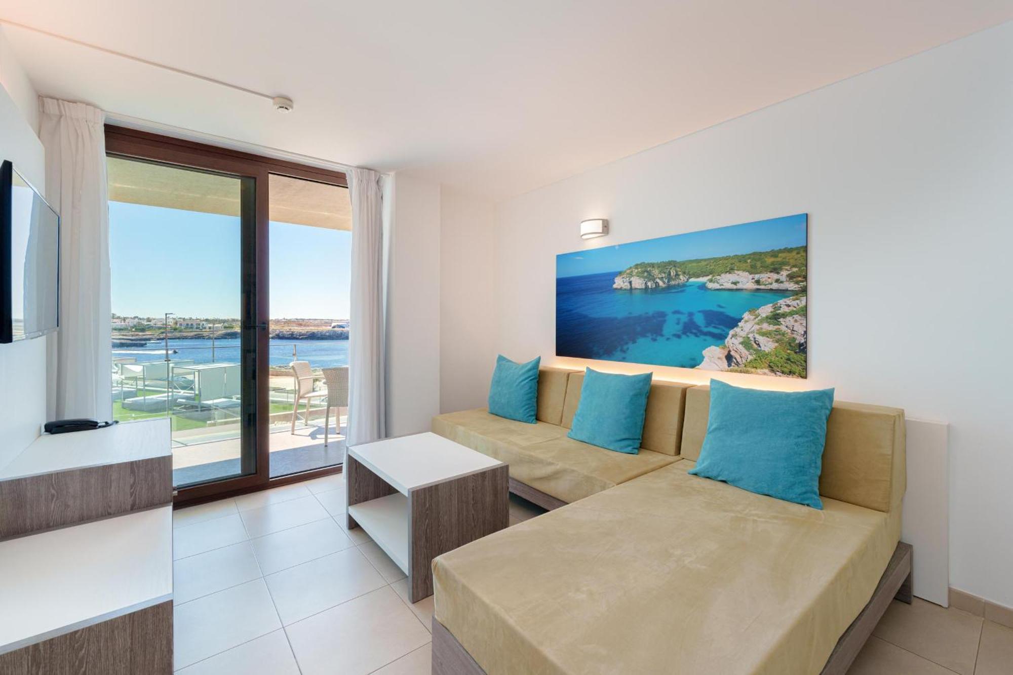 Ferrer Skyline Apartahotel