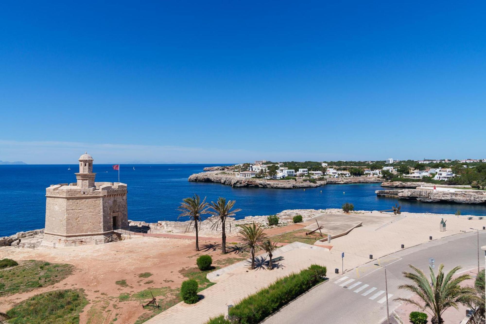 Apartahotel Ferrer Skyline