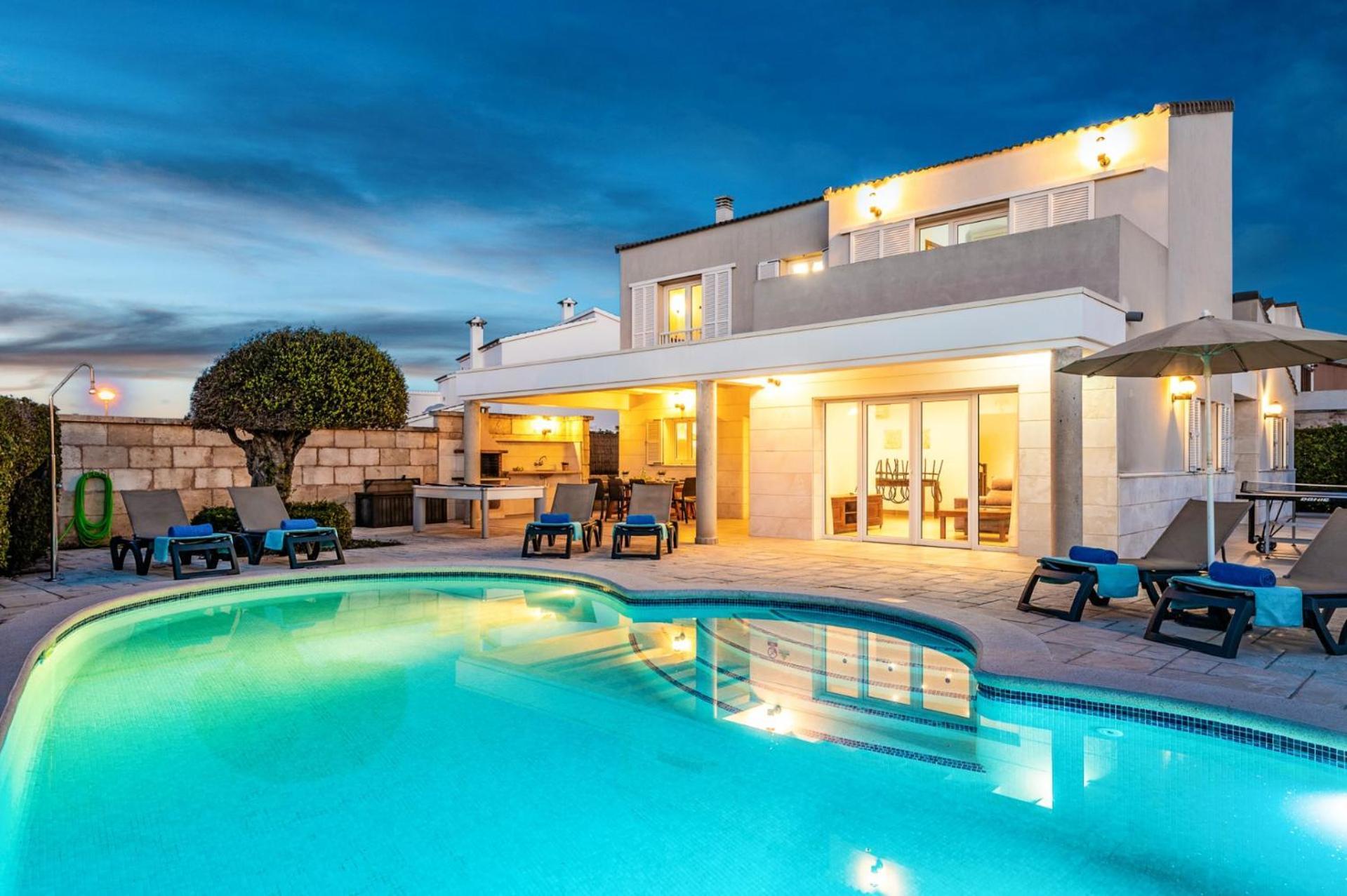 Villa Gris By