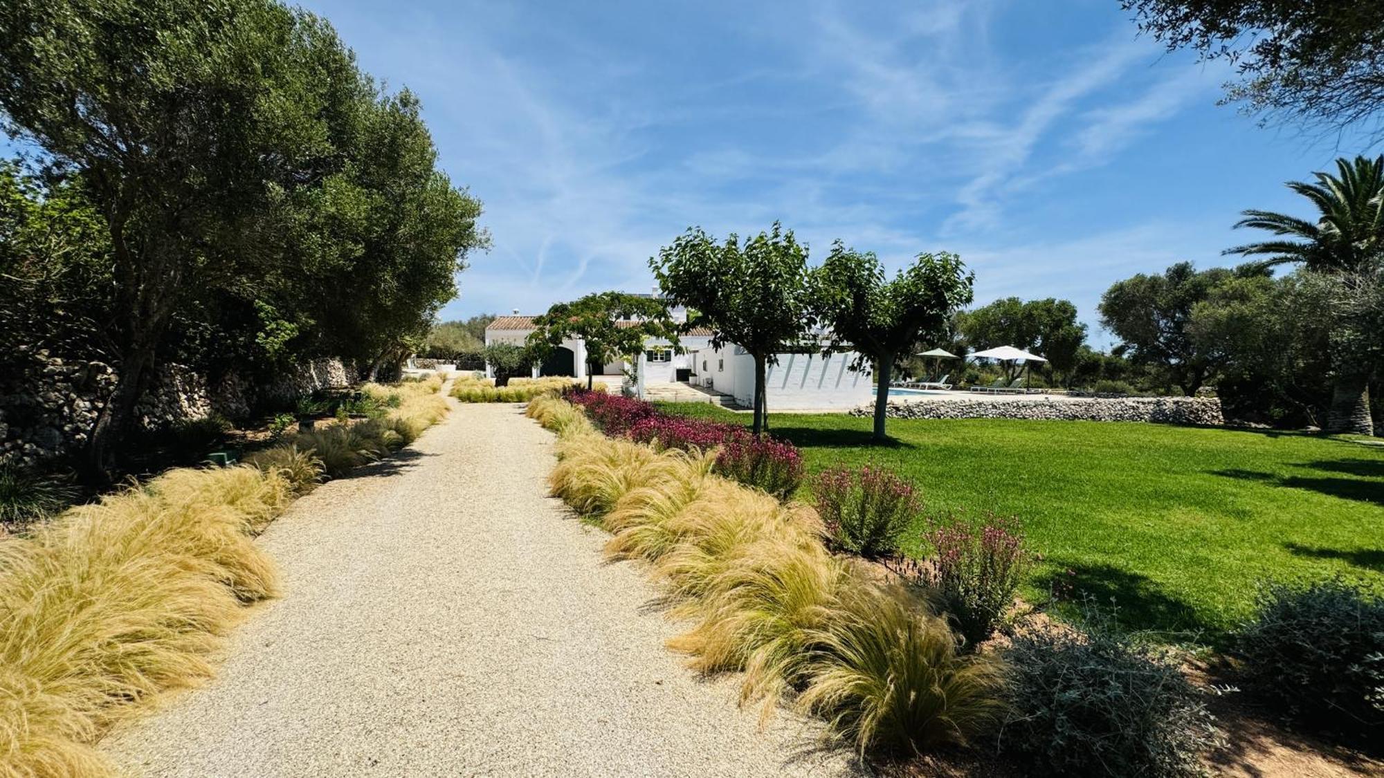 Casa Sabarraca * Sant Lluís