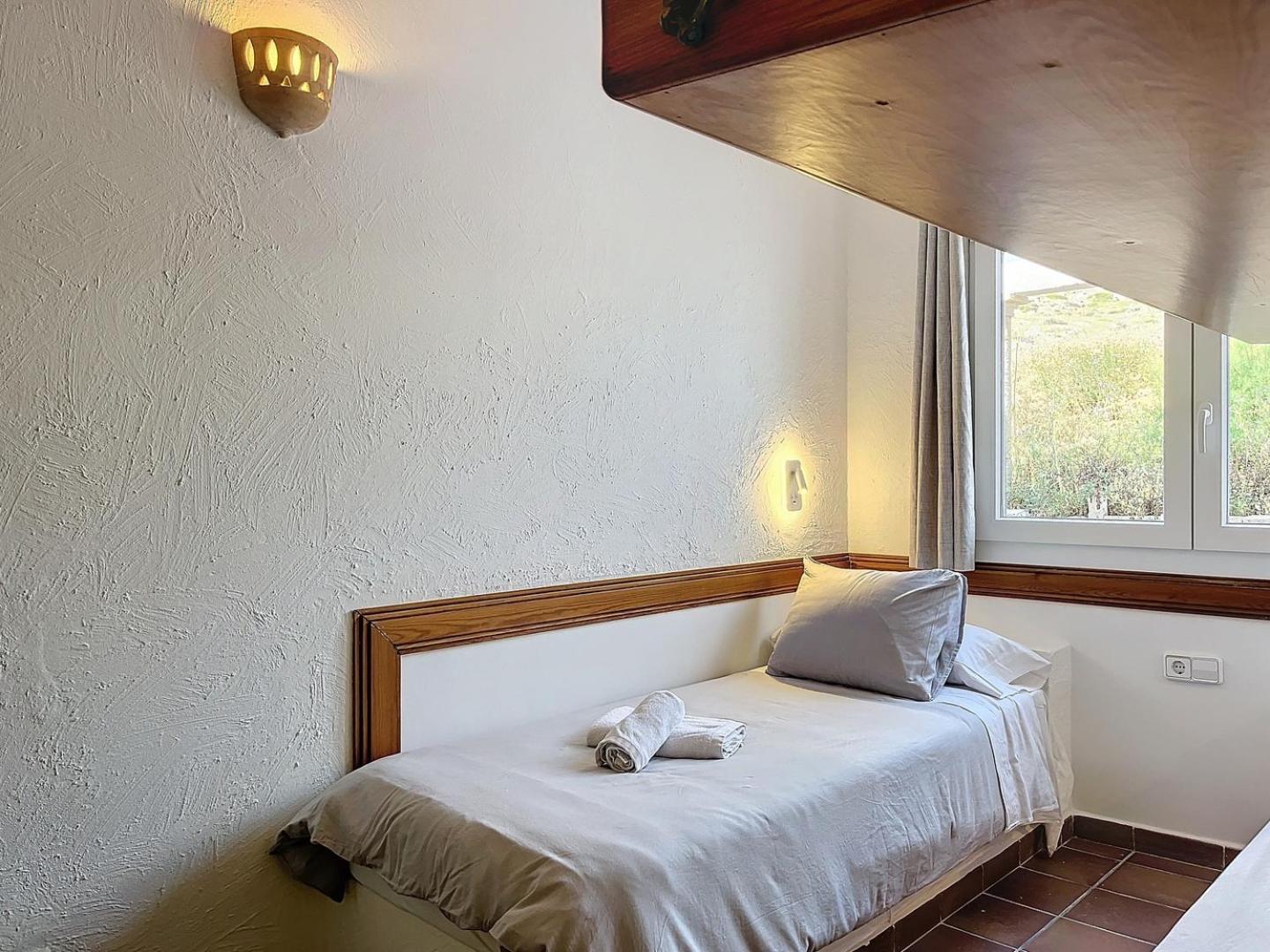 Roca Fornells, En Tramontana F239 Apartment