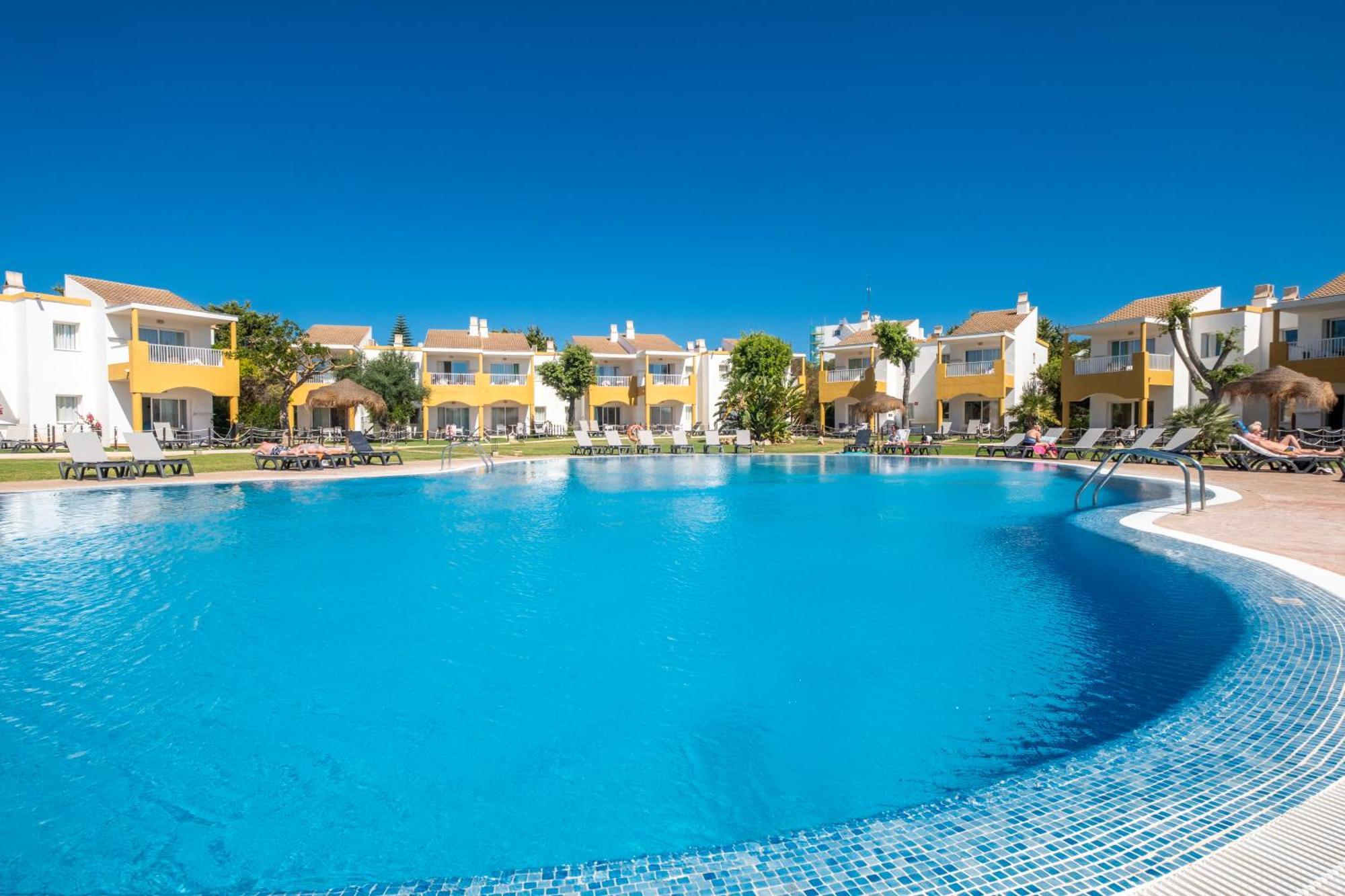 Comitas Isla Del Aire Apartahotel Punta Prima (Menorca)