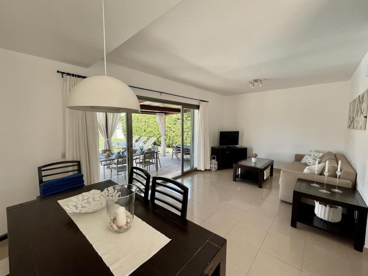 Menorcahome 14 Villa Cala'N Bosch (Menorca)