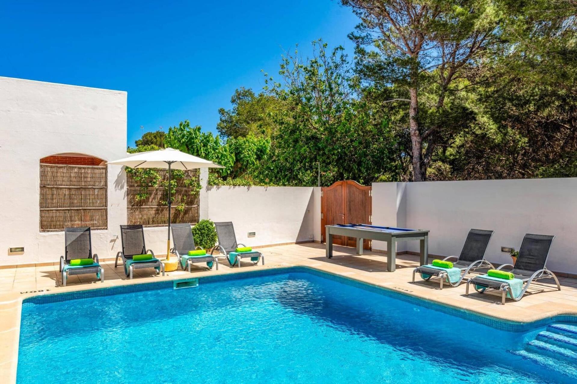 Villa Mariposas By *