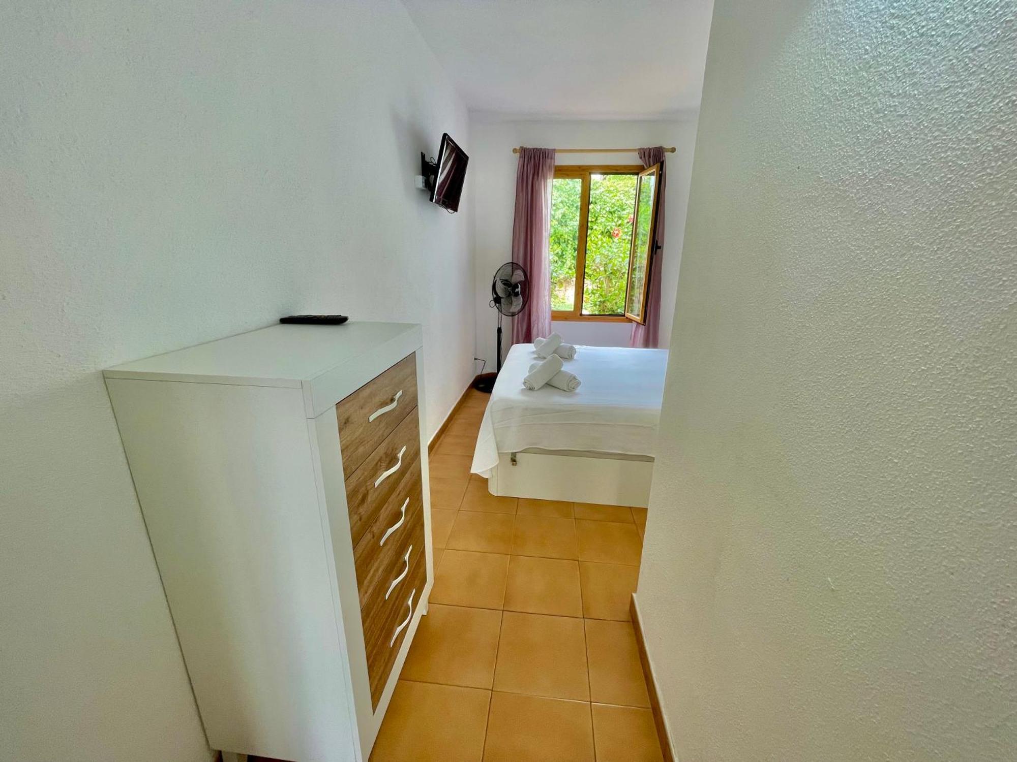 Apartamento Llevant En Planta Baja Con Piscina *