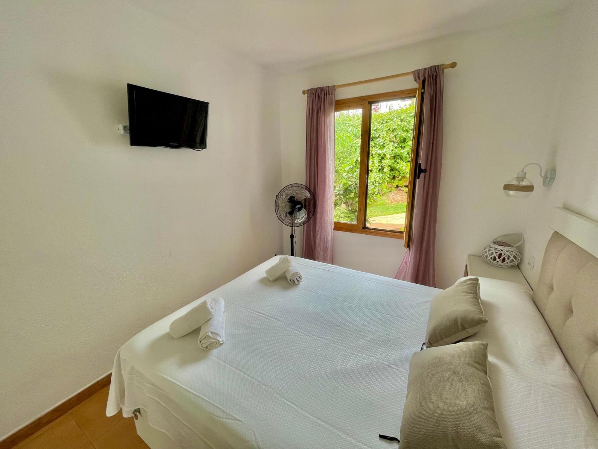 Apartamento Llevant En Planta Baja Con Piscina *