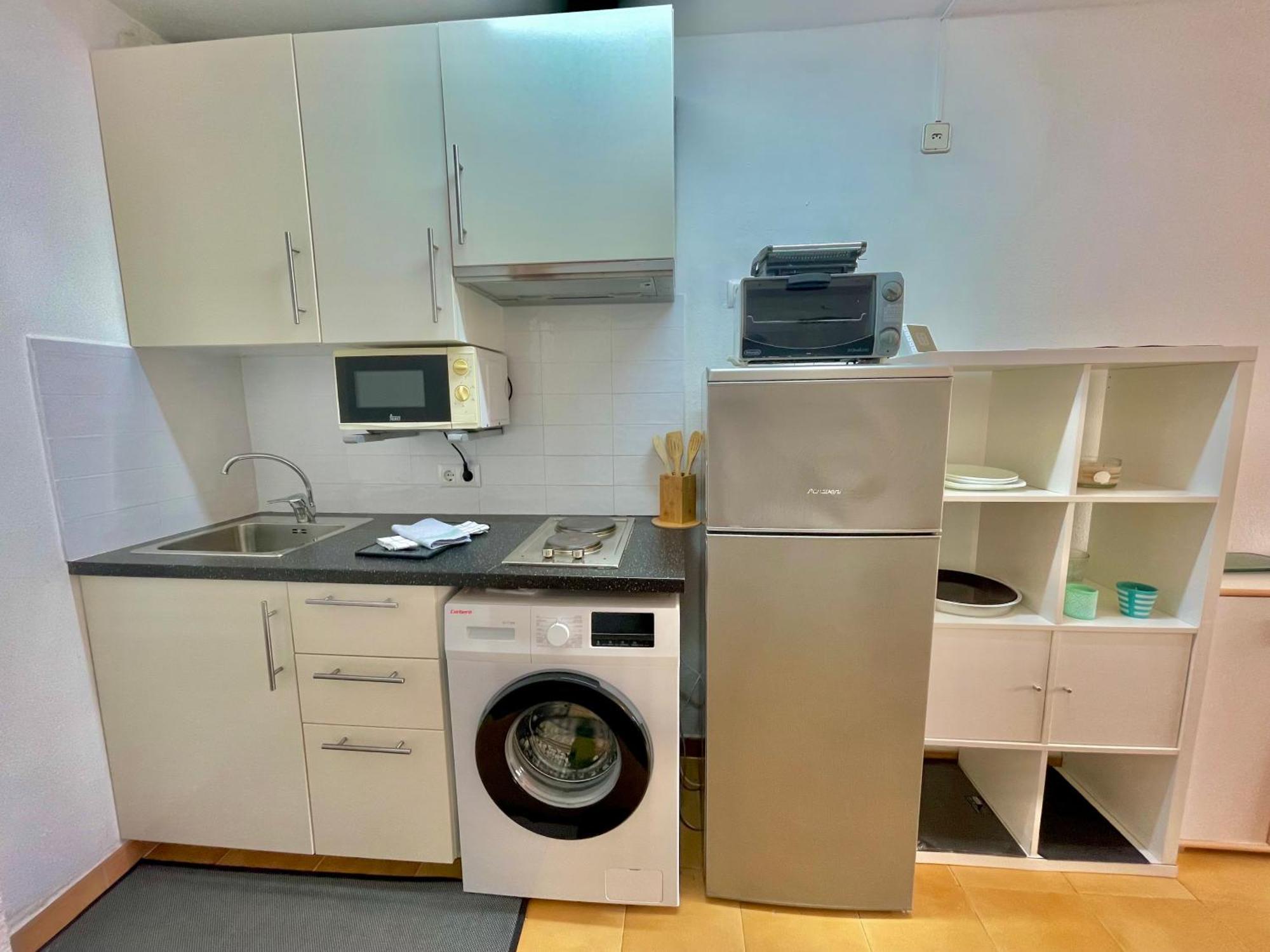 Llevant En Planta Baja Con Piscina Apartamento *