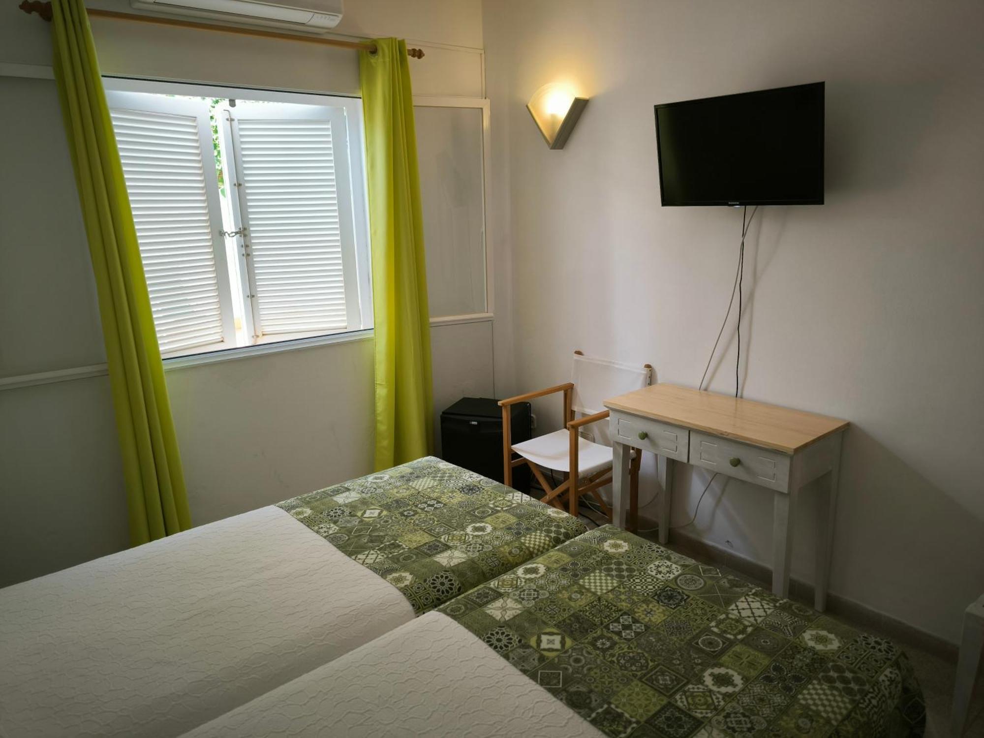 Hotel Geminis