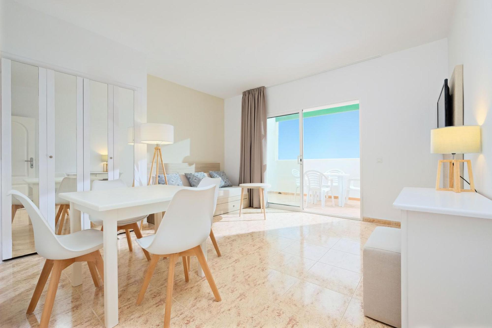 Moon Dreams Marina Parc Hotel 4*