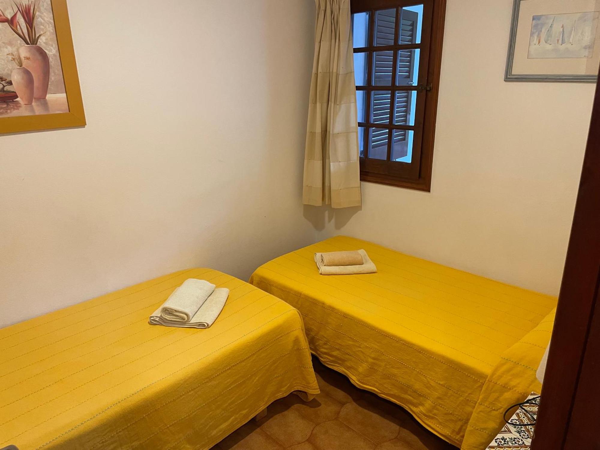 Apartamento 2 Bedroom Apartment, Son Bou, San Jamie,menorca