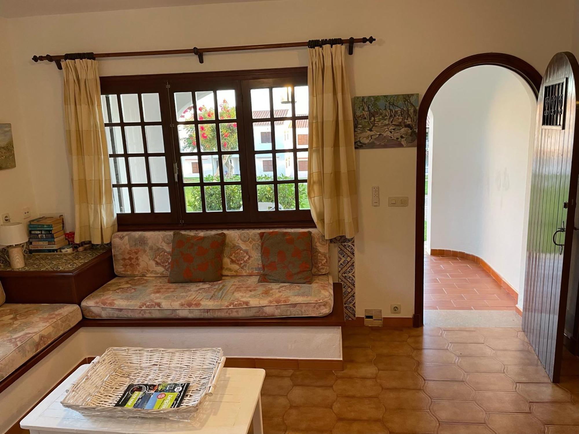 Apartamento 2 Bedroom Apartment, Son Bou, San Jamie,menorca Son Bou