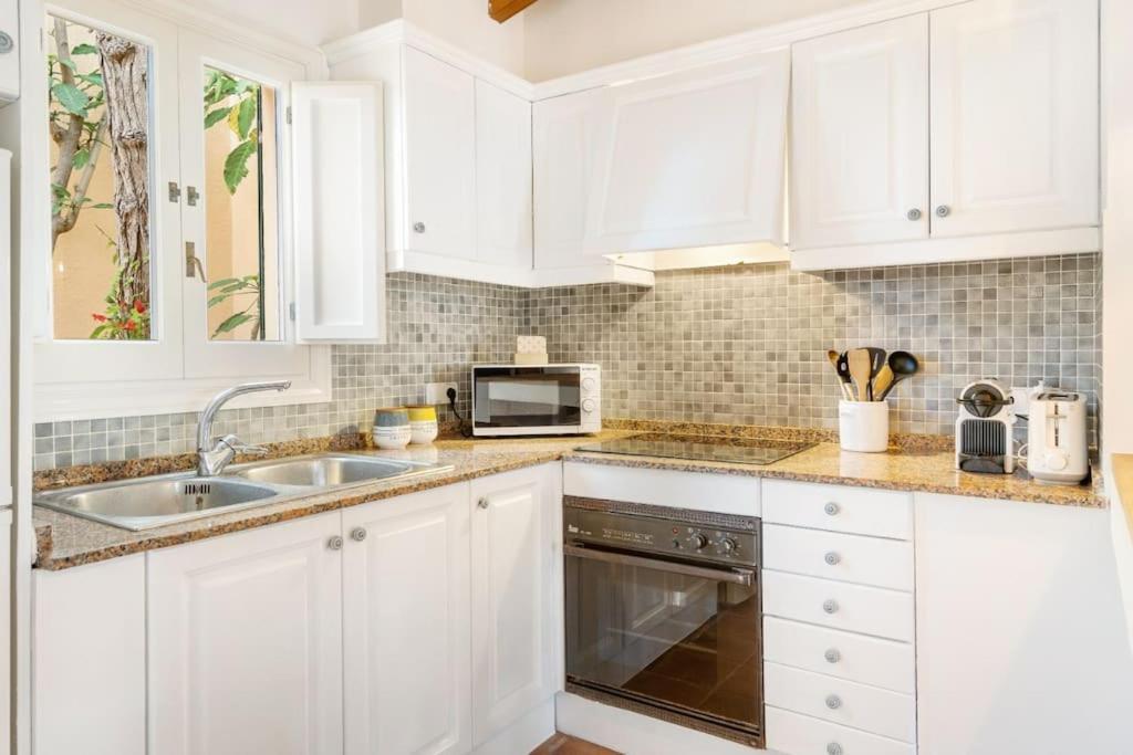 Charming By The Sea Holiday home *