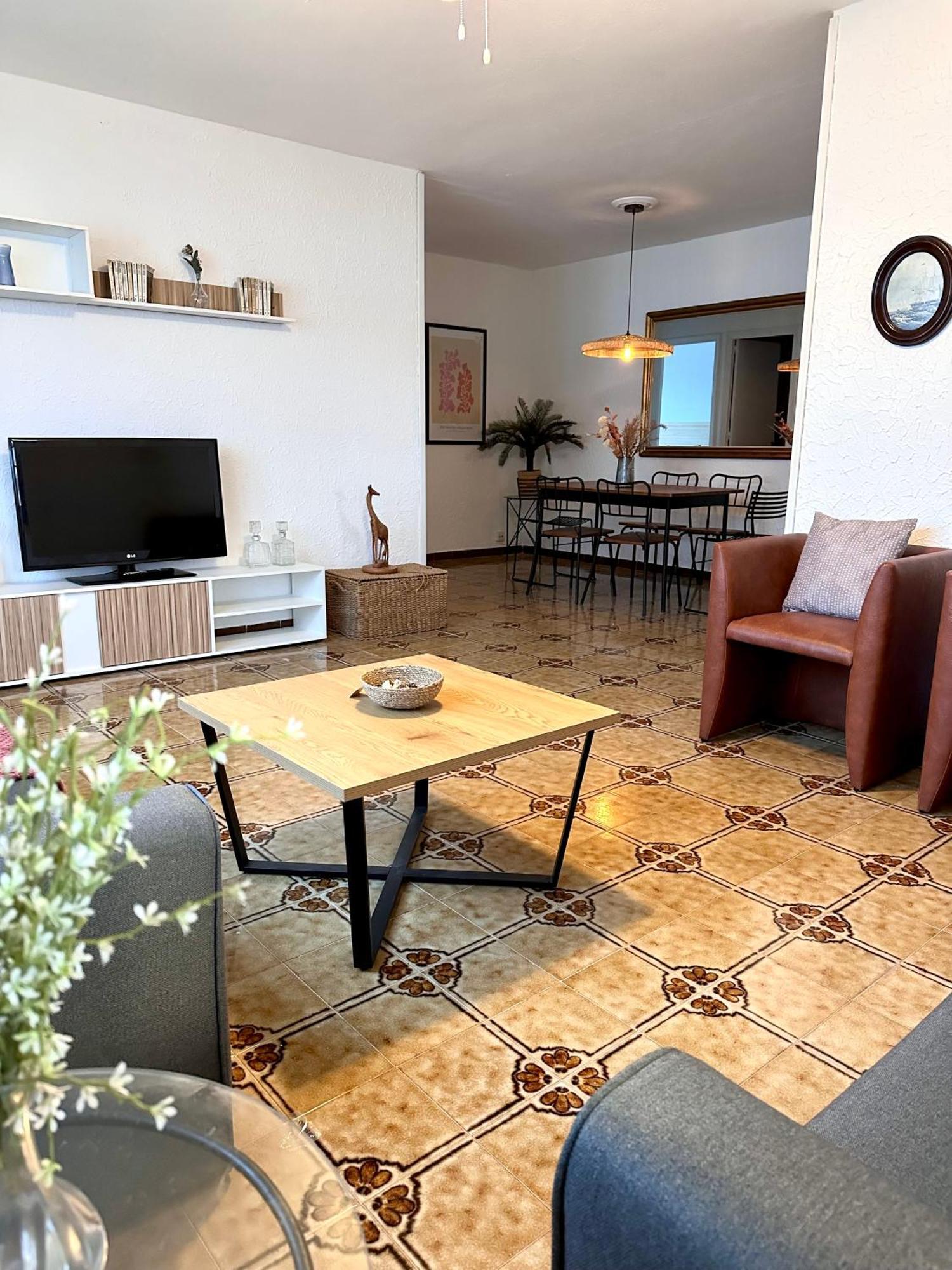 Сasa de vacaciones Con Piscinas Privadas Junto Al Mar Cala'N Bosch (Menorca)
