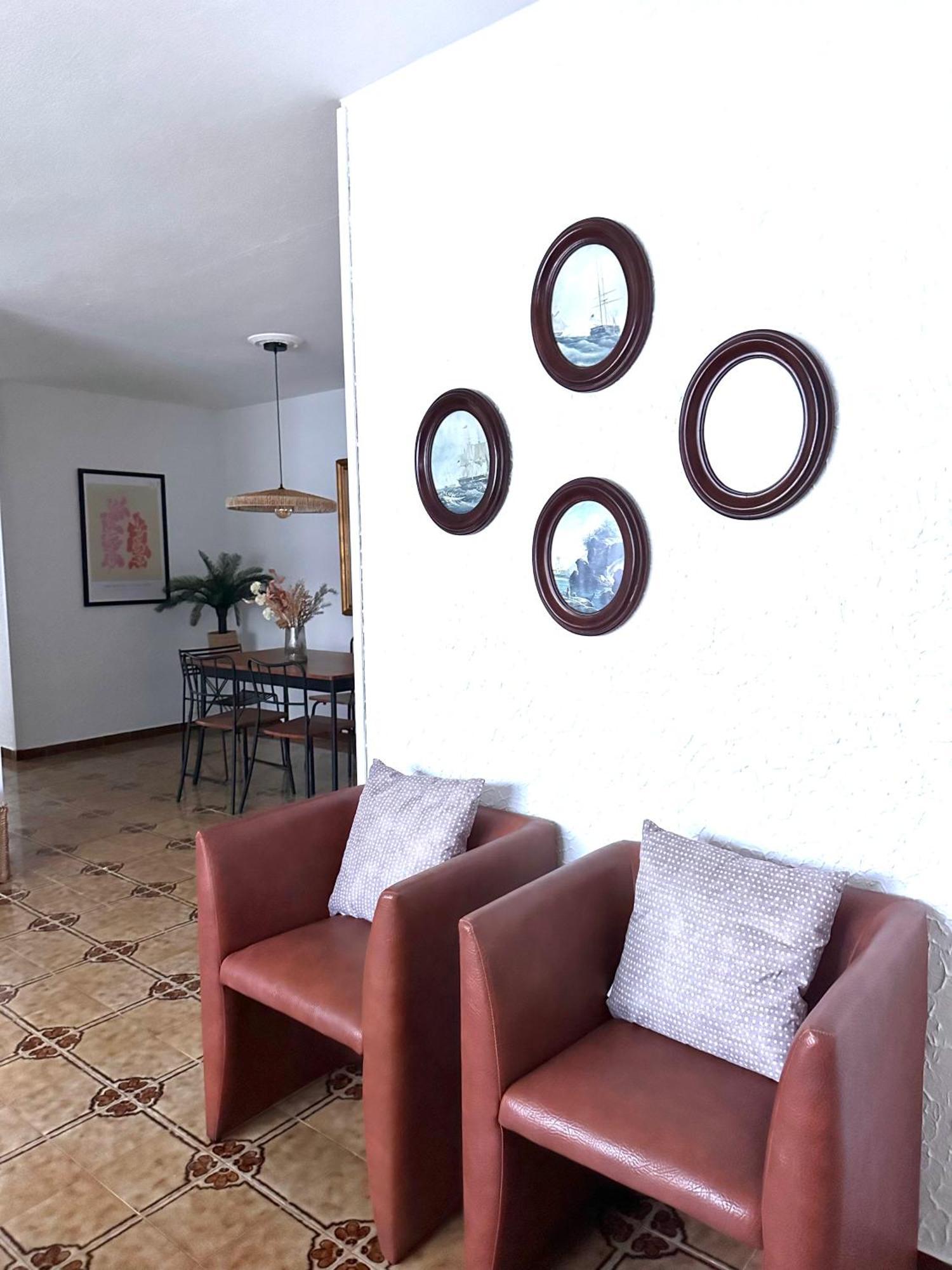 Сasa de vacaciones Con Piscinas Privadas Junto Al Mar Cala'N Bosch (Menorca)