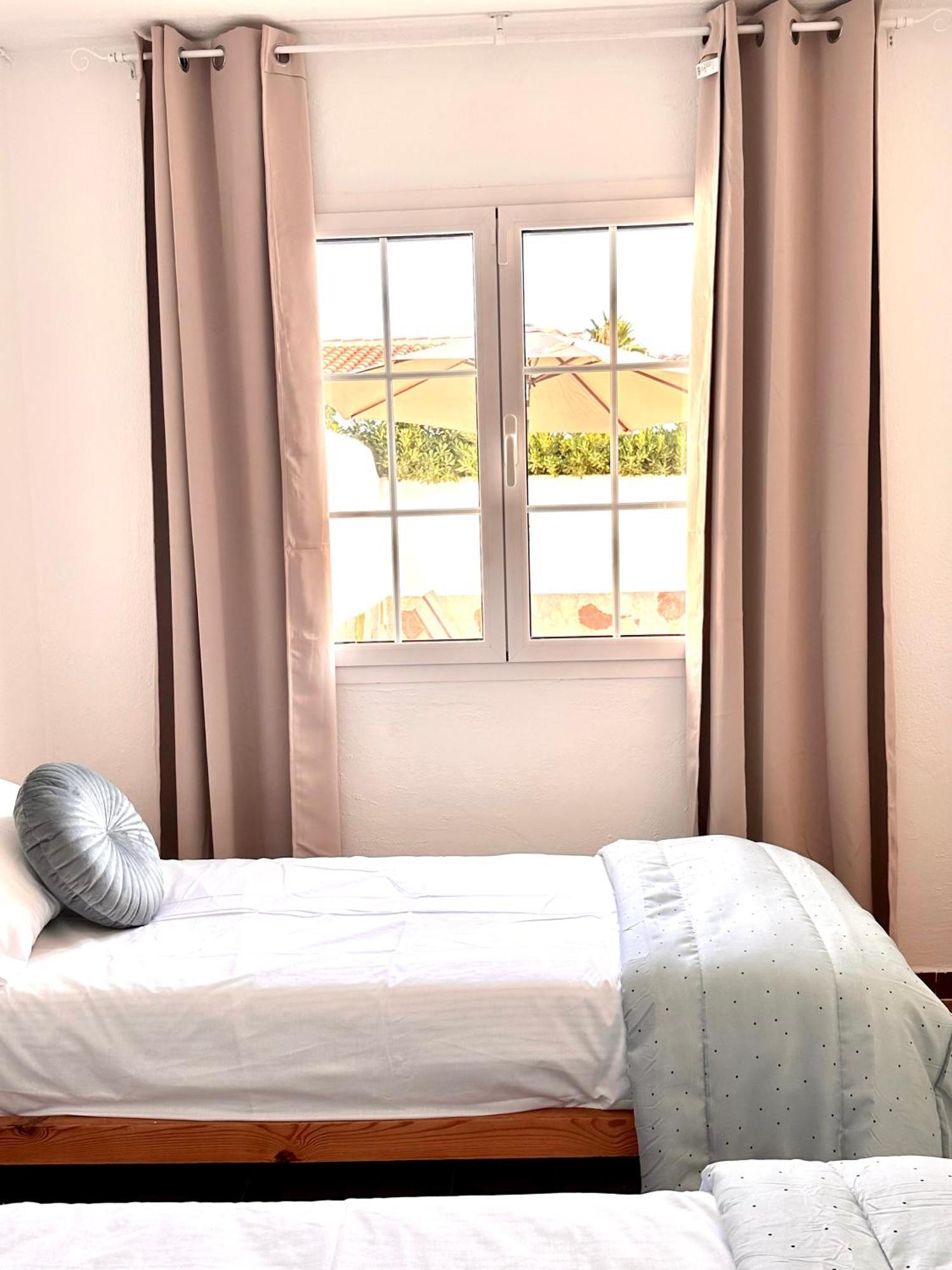 Holiday home Con Piscinas Privadas Junto Al Mar *
