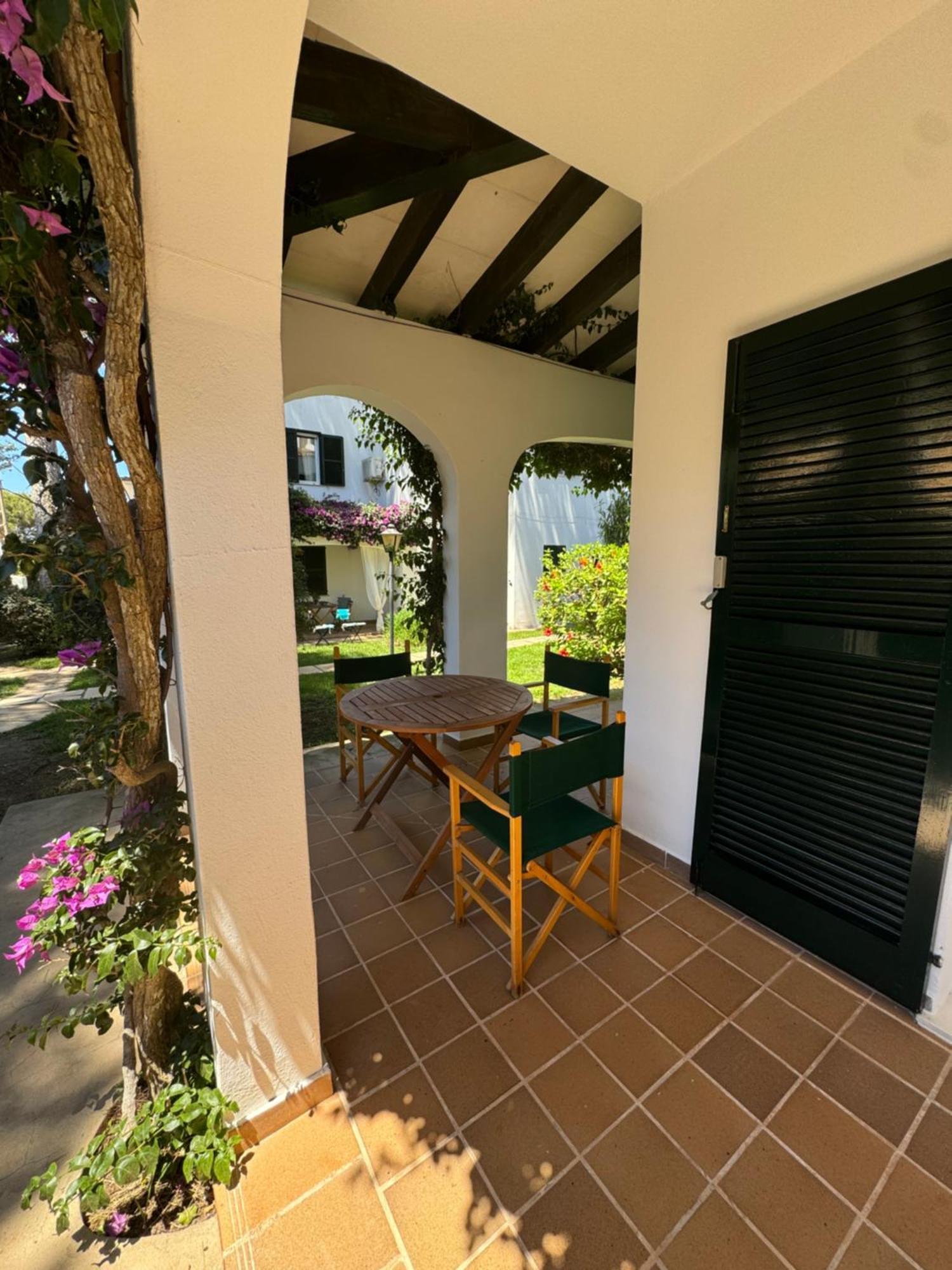 With Garden And Swimming And Apartment
